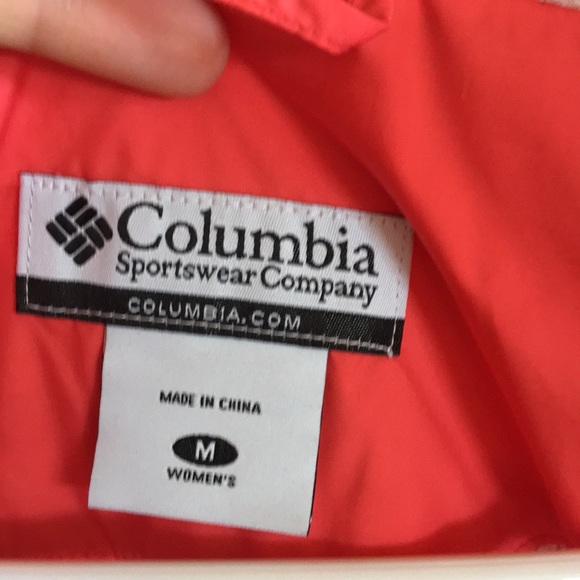 Columbia Omni-shield coral windbreaker like new - Picture 2 of 8